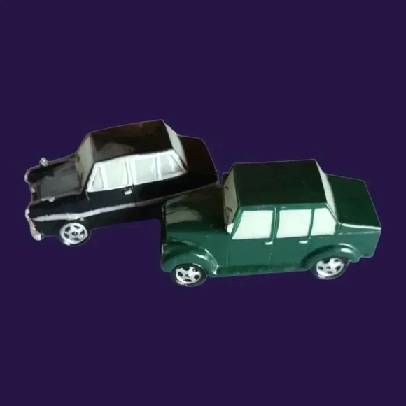 St.Nicholas set of 3 cars green,black,and white - Picture 9 of 10